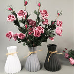 Load image into Gallery viewer, Plastic Flower Vases - Becmella
