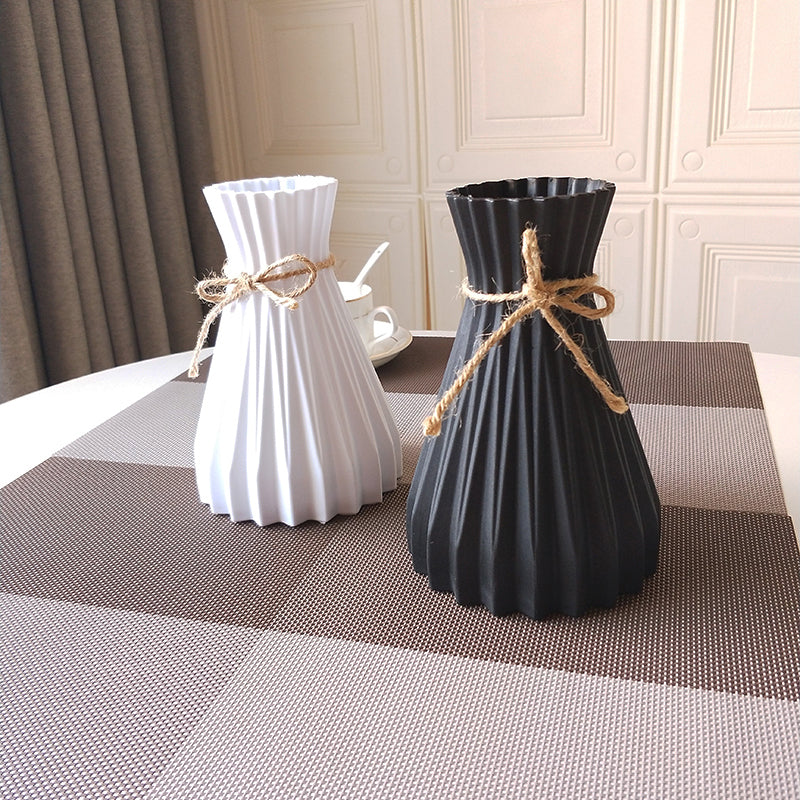 Plastic Flower Vases - Becmella